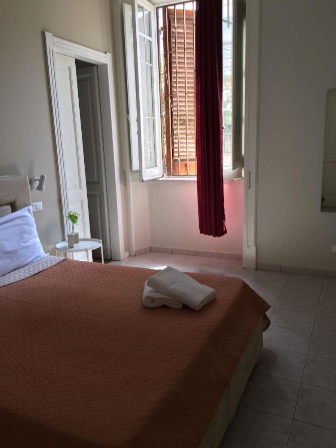 Correttori House Reggio di Calabria Bagian luar foto